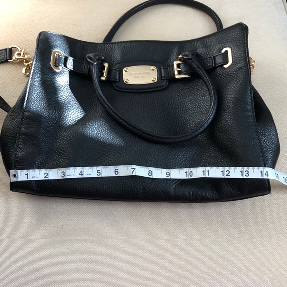 Michael Kors Large Tote Purse - Picture 6 of 8